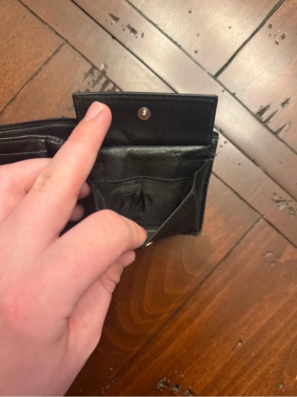 Prada Black Saffiano Leather Men's Card Wallet - Picture 4 of 4